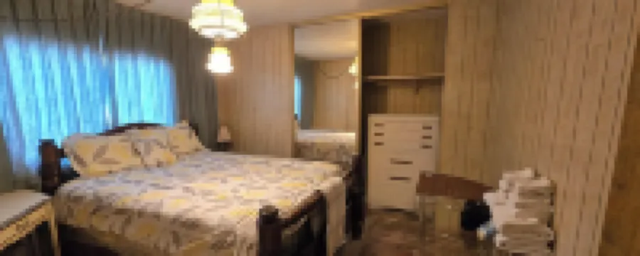 1970's Themed 2600 Feet from the River