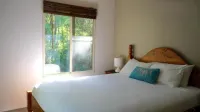 Harmony Forest Cottages & Lake Side Lodge Hotels in 