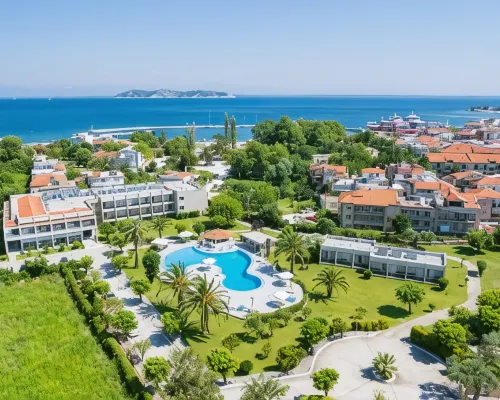 Hotel Aethria Hotels near Marble Beach