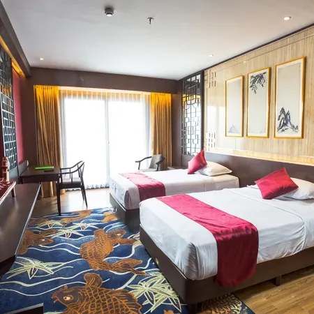Senyum World Hotel
