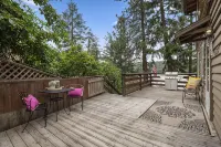 Beautiful Liberty Lake Waterfront House - Jakuzi