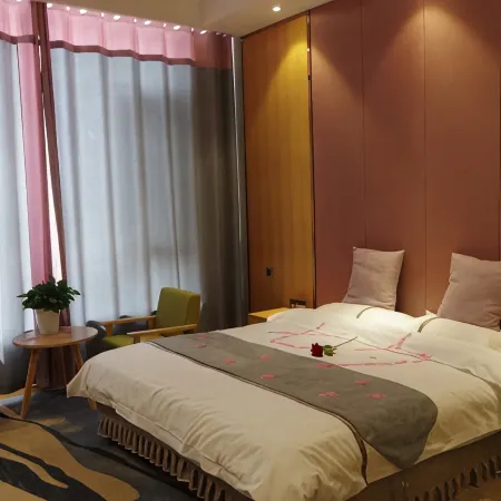 Jiayu Nianhua Hotel