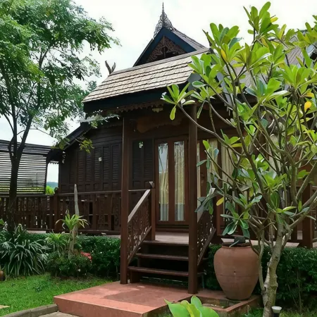 Baan Baitan Resort