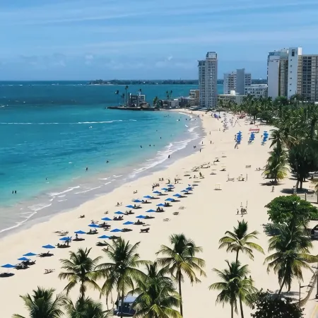 Studio, Isla Verde, Puerto Rico, Next to The Ritz-Carlton hotel, No cleaning fee