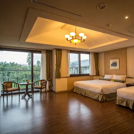 JEJU RAON GOLF CLUB VILLAGE Отели рядом с достопримечательностью «Ботанический сад Панлимвон»