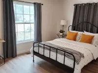Cozy 2 Bedroom with Mid-Century & Farmhouse Vibes Hotels in Vernal