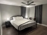 Spacious 4-bedroom house with AC and WiFi in fabulous Silver Spring Hotels in Silver Spring