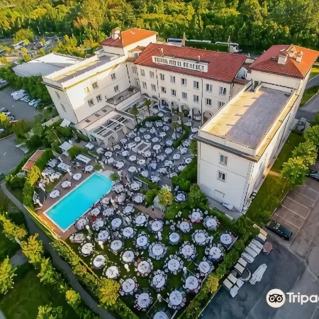 Savoia Hotel Regency