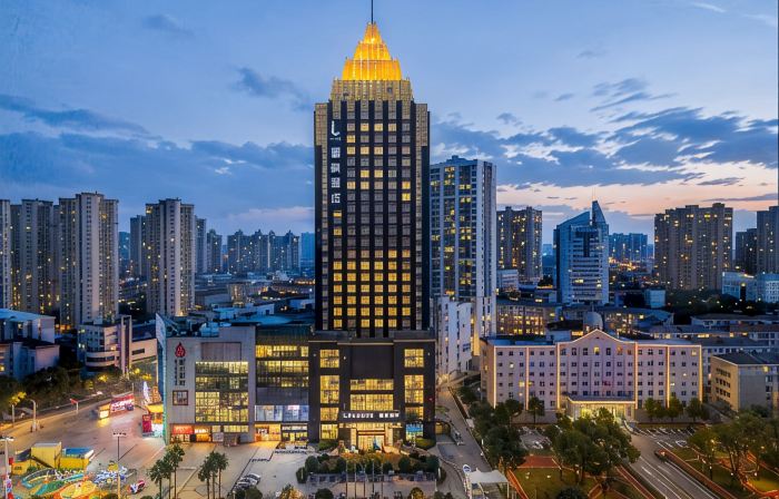 Lavande Hotel (Xiantao Xintiandi International Square)