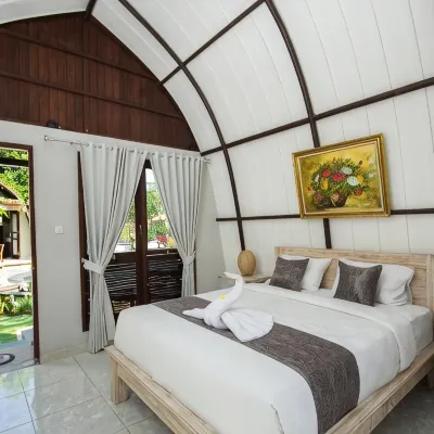 ปาป๊าซันวิลล่าส์ โรงแรมใกล้ท่าเรือ Sampalan