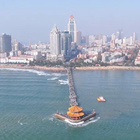 Orange hotel （Qingdao Zhanqiao Railway Station Seaview）