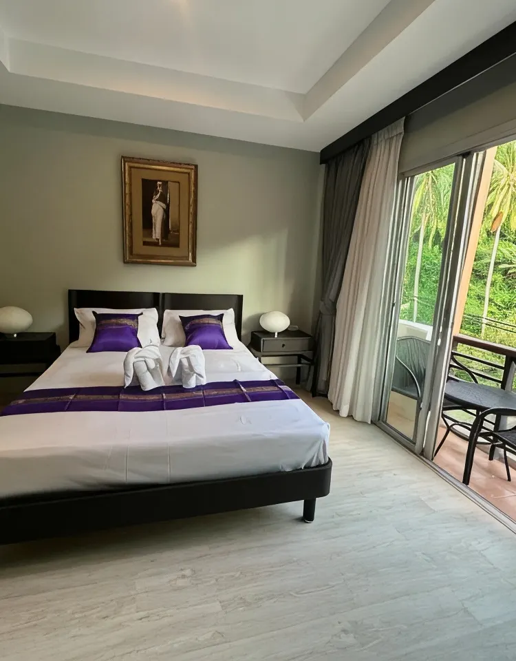 Triple Room With Steet View