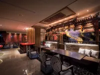 Forbidden City Motel Hotels near Taichung Wanhe Temple