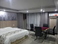 Weisu Hotel (Xinfeng Railway Station) - parkir