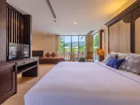باتونج لودج هوتل Hotels near شاطئ كاليم (Kalim Beach)