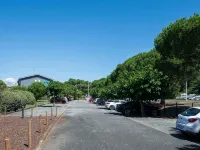 グリート ラ テステ バサン ダルカション - 駐車場