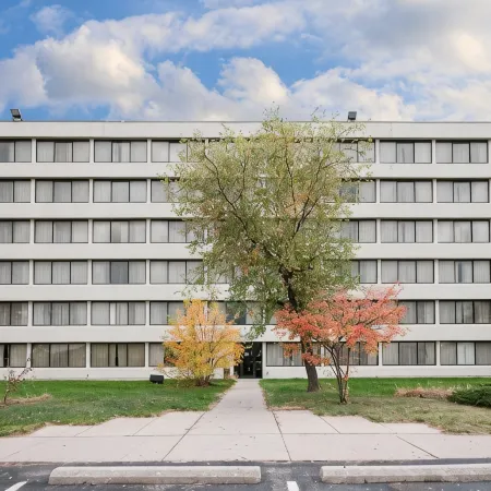 Motel 6 Indianapolis, IN Отели рядом с достопримечательностью «поле для гольфа Pleasant Run»