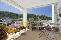 SorrentoVibes - Luxury Four Bedroom Home with Amazing Terraces in Sorrento