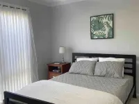 Casa Moon-taEntire home in Moonta Bay, Australia Hotels in Moonta