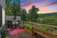Shenandoah Paradice by RedHill Stays - Family & Group Friendly Mountain Retreat