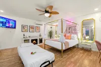 Palm & Peace Retreat