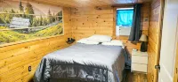 Quaint Cabin - 8 minutes from Ark Encounter!!Country setting, near town!!