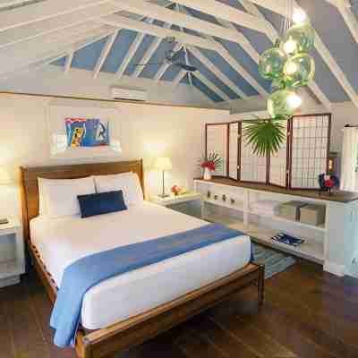 Historic 2BR 2BA Island Cottage on Private Estate Rooms