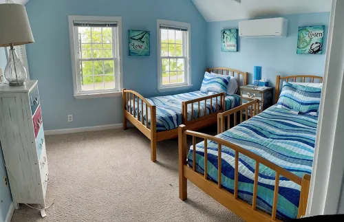 “A Gem” 4Br & 2BA—Private Sandy Beach & Bike Path Access - Wifi