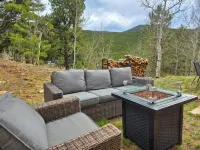 Moose Manor – Antlers, Aspens, and Alpine Peace in the Heart of the Rockies