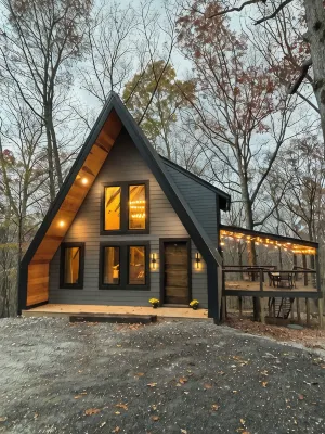 Cozy 2-bedroom secluded A-Frame cabin in charming Murray