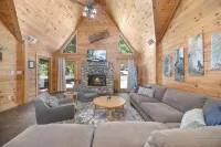 Serene 4 bedroom Cabin in Southern Sierras Near Kernville/Lake Isabella