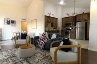 Sleeps 8,3 bed, 2 bath, North Dallas in Colony, 20 mins from DFW/DAL Airport