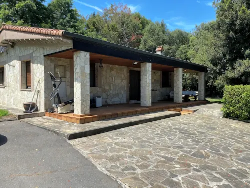 Cabaña de Ensueño en el Bosque y Junto al Mar. Ideal Pareja ,dos Niños y Mascota