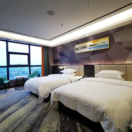 ORANGE HOTEL