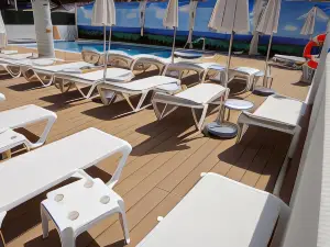 Riviera Beachotel - Adults Recommended