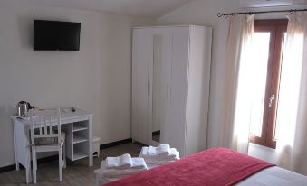 Bomarosa Rooms