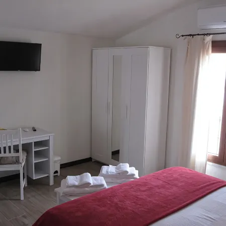 Bomarosa Rooms Отели в г. Боса