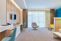 Aqua-Minsk Hotel Plus