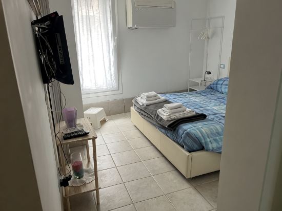 FAMILY APARTMENT WITH CANAL VIEW