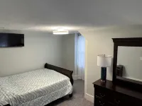Spacious 5 Bedroom 4 Bathroom Home on Conesus Lake with 100 ft of Lakefront - Homestays