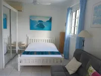 Charming studio in a tropical garden. with swimming pool, free wifi and parking. - 2 звезды