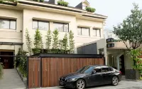 W Home Senopati - Pensions