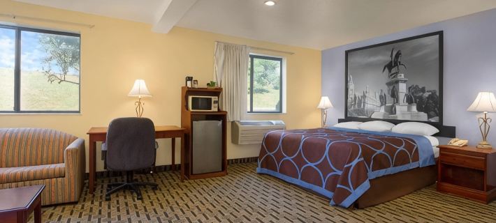 Super 8 by Wyndham Lynchburg VA Hotels in Lynchburg
