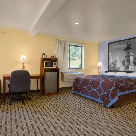 Super 8 by Wyndham Lynchburg VA