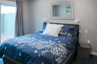 Downtown Salem Oregon Loft Apartment 227 w/ Decks and Parking - 3 ดาว