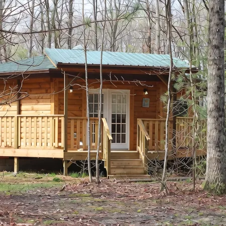 Sugar Shack Yurt Romantic and cozy!