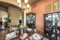 Axel's Place- Luxury Vacation Rental- Your Home Away from Home - 4-Star