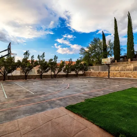 MTV Rented Million Dollar Mansion