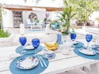 Beach Front Honeymoon Hotels in Savaneta