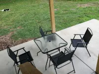 Spacious 3-bedroom home, off I-64 & 35, sleeps 11 Hotels in Scott